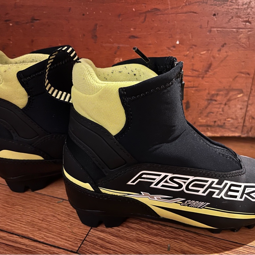 Kids cross country ski boots.